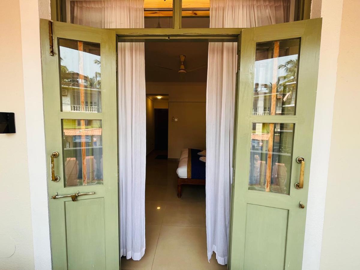 Nagas Hotel Satyavati Morjim Bagian luar foto