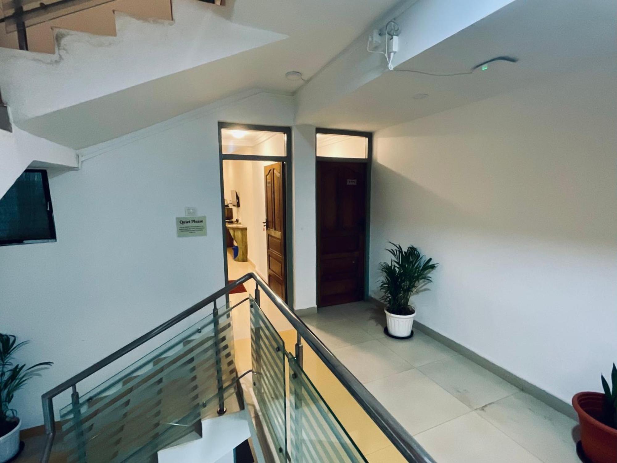 Nagas Hotel Satyavati Morjim Bagian luar foto